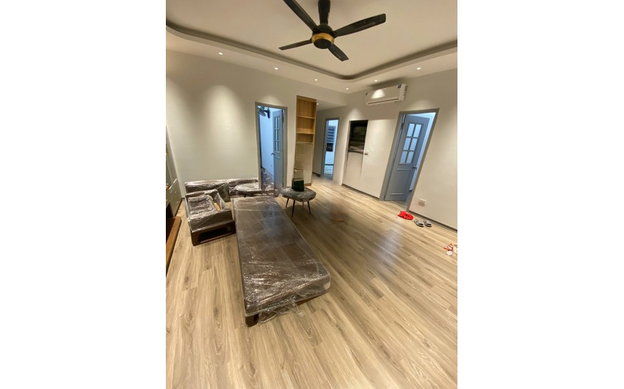 CC cần bán căn hộ chung cư siêu hiếm lô góc, View đẹp Trần Thủ Độ (gần Giải Phóng) 78m2, 3N, 3 tỷx